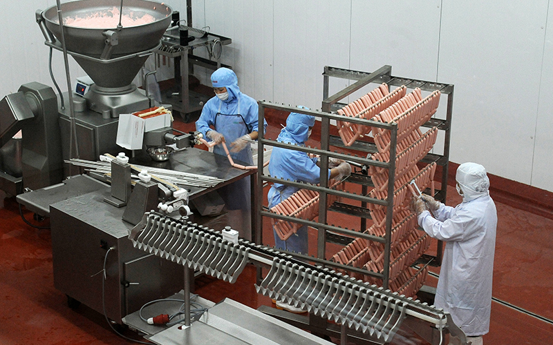 Thúc đẩy chăn nuôi theo vùng gắn với phát triển thị trường