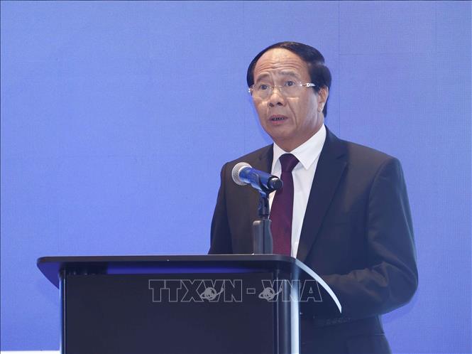 Chủ tịch Quốc hội dự Toạ đàm cấp cao Việt Nam - Anh về kinh tế, thương mại