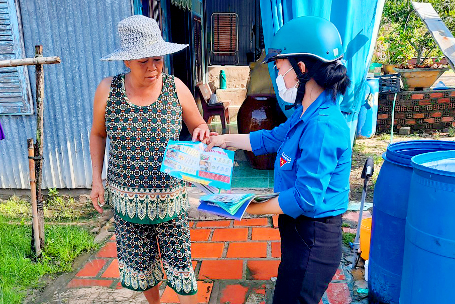 Ra quân chiến dịch diệt lăng quăng phòng, chống bệnh sốt xuất huyết chủ động đợt 2 năm 2022 ở Tịnh Biên