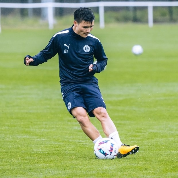 HLV Pau FC: 'Quang Hải có thể tiến bộ hơn khi thi đấu ở Pháp'