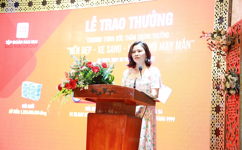 Tập đoàn Sao Mai trao giải thưởng tổng trị giá hơn 2 tỷ đồng từ Chương trình “Nền đẹp - Xe sang - Lộc vàng may mắn”