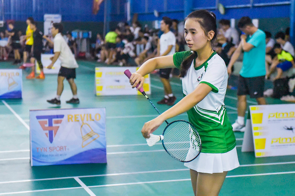 Hấp dẫn Giải cầu lông PK Club Long Xuyên mở rộng lần I tranh Giải REVILO năm 2022
