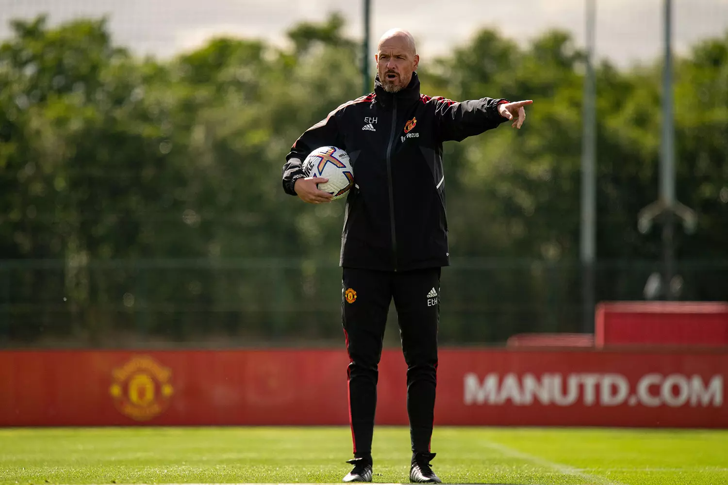 Ronaldo rời MU: Điều tích cực cho Erik ten Hag