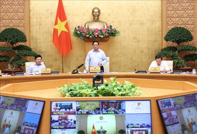 Thủ tướng: Ổn định kinh tế vĩ mô, kiểm soát lạm phát, bảo đảm các cân đối lớn là nhiệm vụ trọng tâm, cấp bách hiện nay