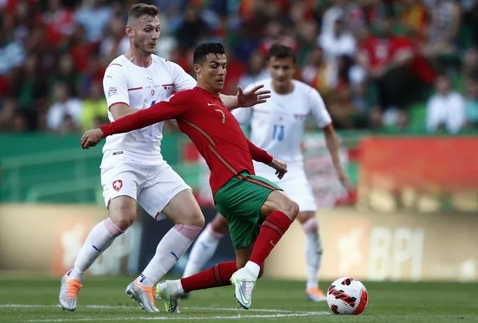 Ronaldo được chào bán cho Chelsea