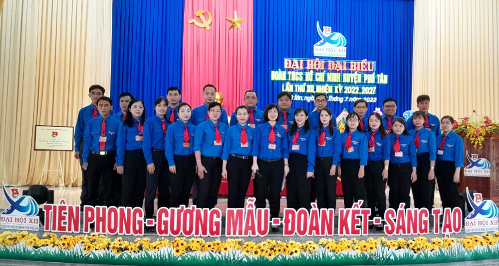 Đồng chí Lưu Thị Ngọc Huỳnh tái đắc cử chức danh Bí thư Huyện đoàn Phú Tân