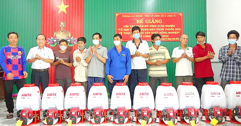Châu Phú thực hiện công tác giảm nghèo