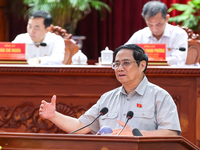 Thủ tướng: Hỗ trợ người dân, doanh nghiệp hơn 225 nghìn tỷ đồng thuế phí ngay trong năm nay