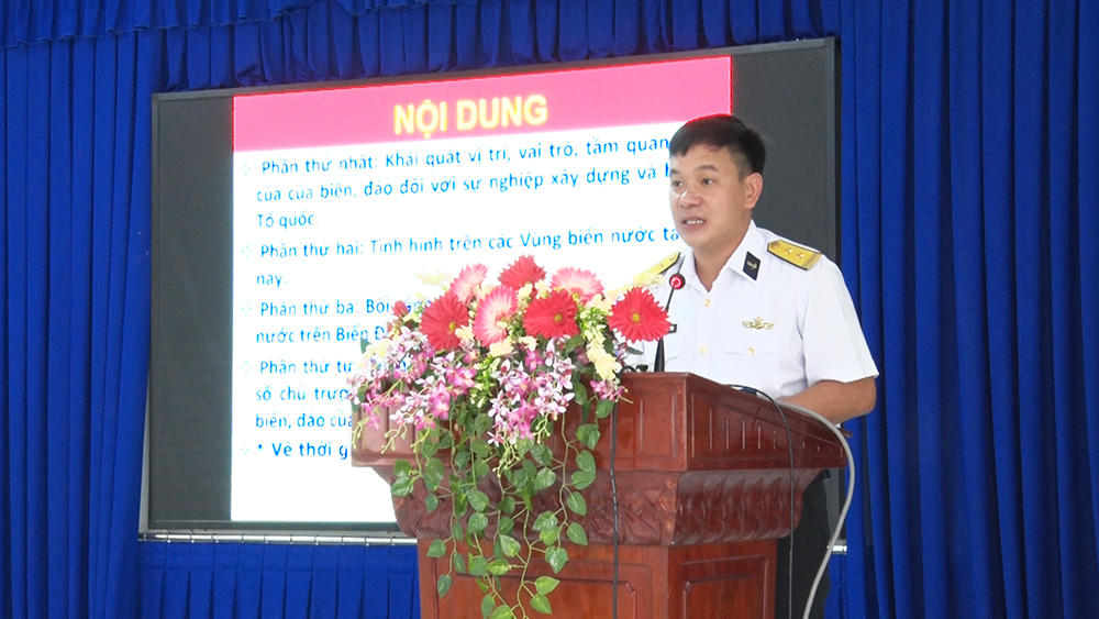 Bộ Tư lệnh Vùng 5 Hải quân thông tin tình hình biển, đảo tại huyện Phú Tân và TP. Châu Đốc