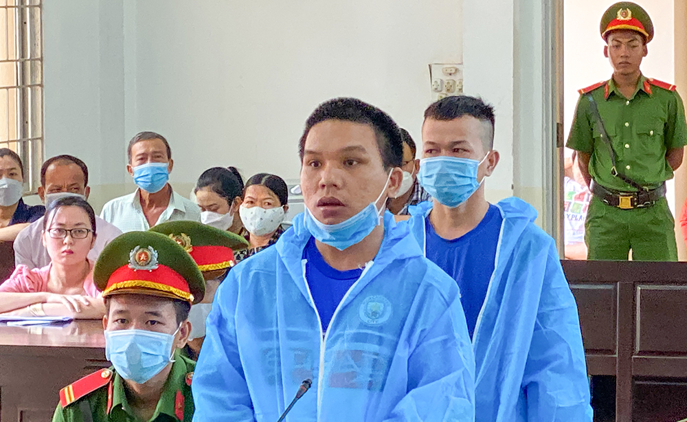 Phía sau một vụ án