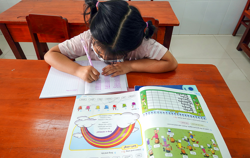 Khai giảng lớp tiếng Anh miễn phí cho trẻ em ở phường Mỹ Quý