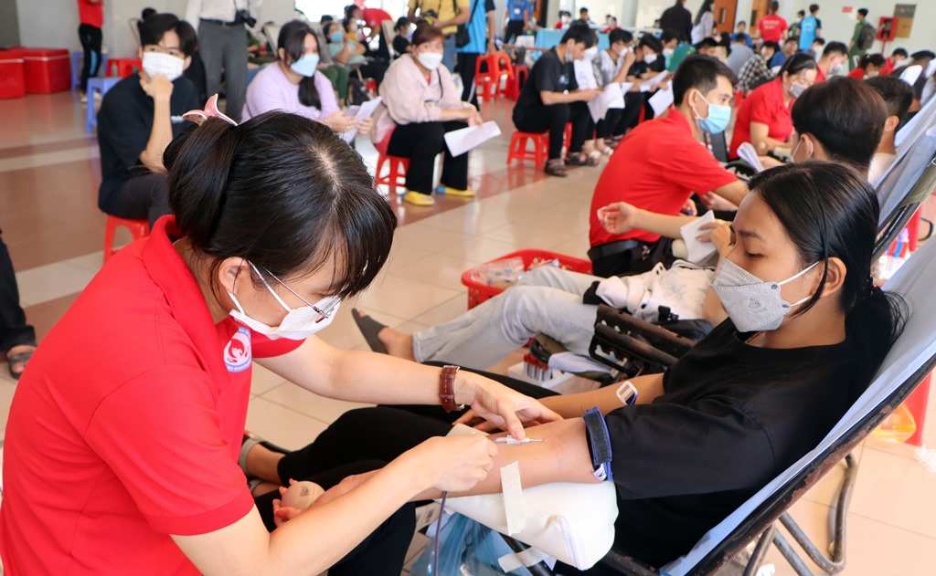 “Hành trình đỏ” lan tỏa thông điệp cứu người cao đẹp