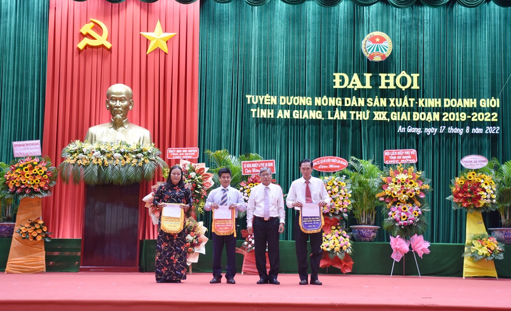 Đại hội tuyên dương nông dân sản xuất – kinh doanh giỏi tỉnh An Giang, giai đoạn 2019-2022