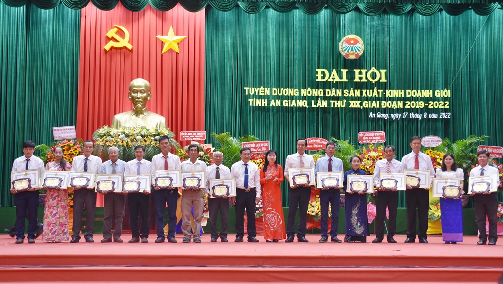 Đại hội tuyên dương nông dân sản xuất – kinh doanh giỏi tỉnh An Giang, giai đoạn 2019-2022