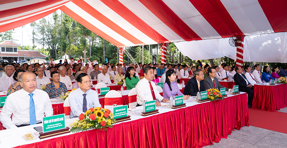 An Giang kỷ niệm 134 năm Ngày sinh Chủ tịch Tôn Đức Thắng