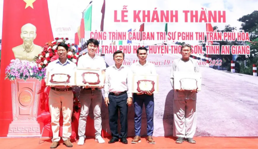 Khánh thành cầu Ban Trị sự Phật giáo Hòa Hảo thị trấn Phú Hòa