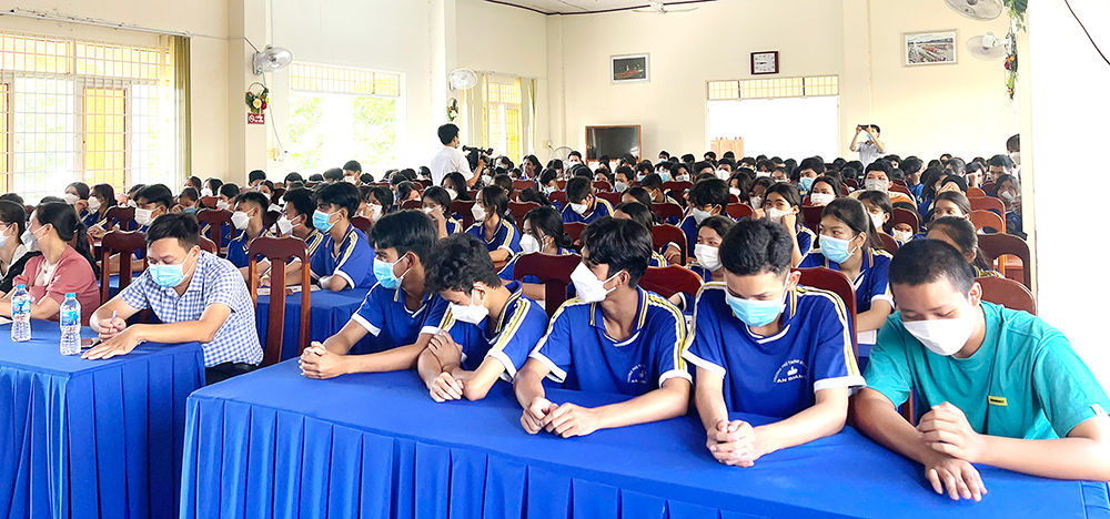 An Giang tăng cường truyền thông về dân số, sức khỏe sinh sản cho vị thành niên