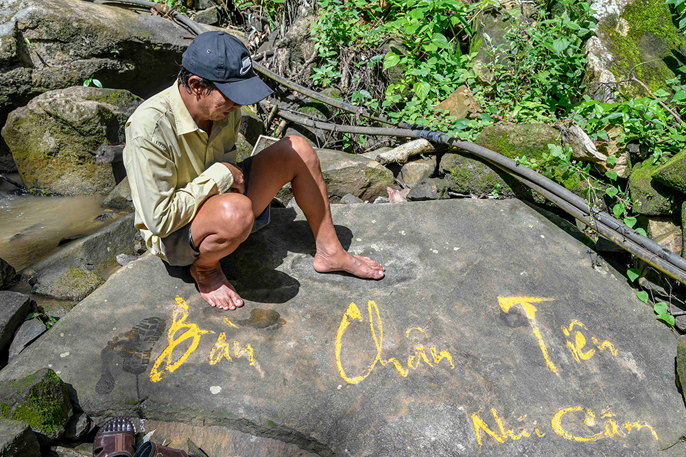 “Động thiên thai” trên nóc nhà miền Tây