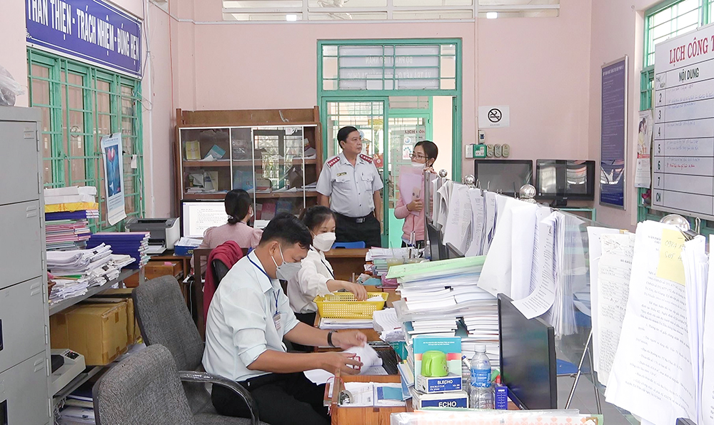 Kiểm tra công tác cải cách hành chính trên địa bàn huyện Tri Tôn