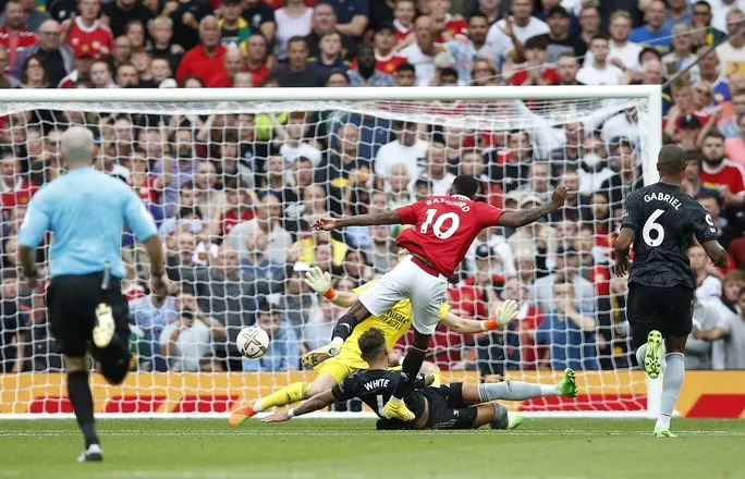 Tân binh Antony mở điểm siêu hạng, Man United đại phá Arsenal