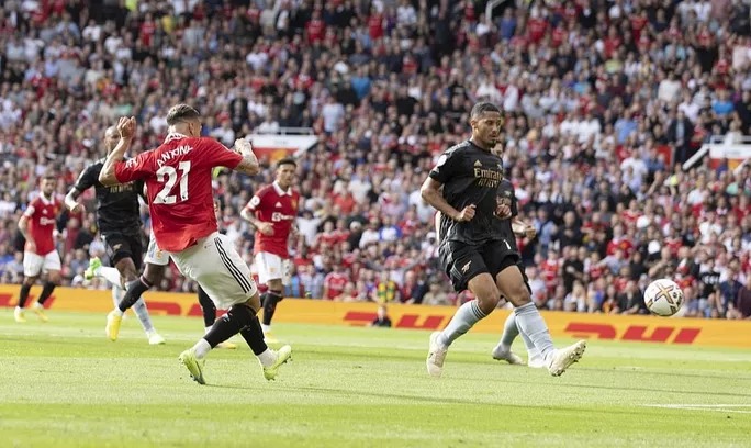 Tân binh Antony mở điểm siêu hạng, Man United đại phá Arsenal