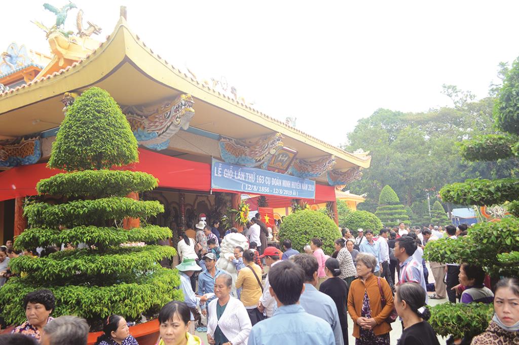 Tưởng nhớ công đức tiền nhân
