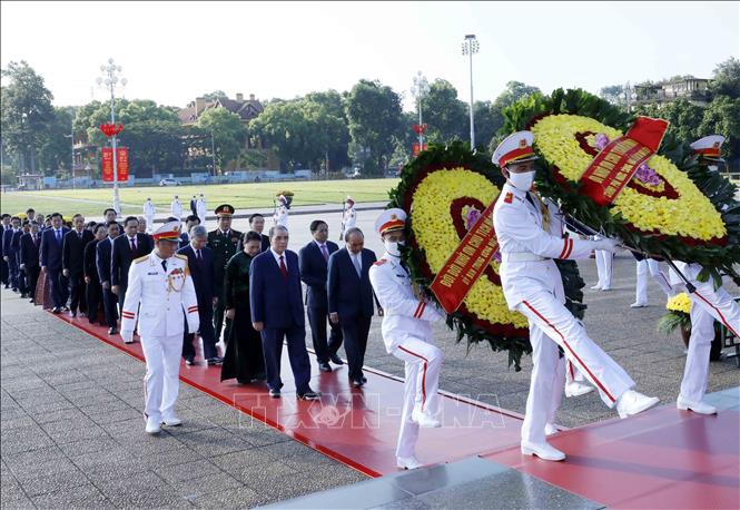 Lãnh đạo Đảng, Nhà nước dâng hương tưởng nhớ Chủ tịch Hội đồng Nhà nước Võ Chí Công