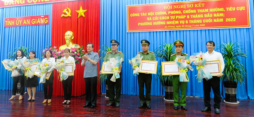 Chống tham nhũng “Không có vùng cấm” ở An Giang - Kỳ 1: “Không có vùng cấm, không có ngoại lệ”