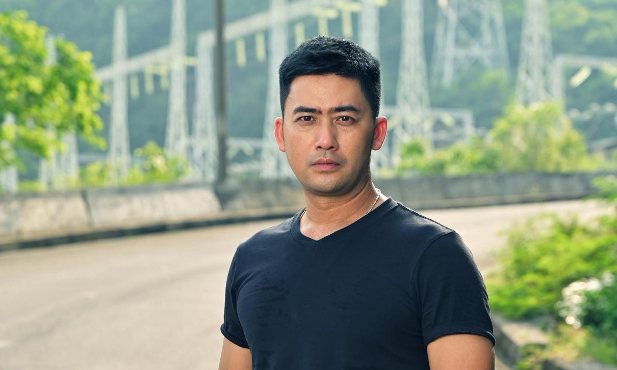 Thanh Sơn đối đầu Việt Anh ở giải VTV Awards