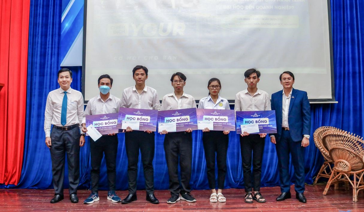 Đất Xanh Miền Tây cùng sinh viên Trường Đại học An Giang chuẩn bị hành trang sự nghiệp qua Chiến dịch “Your Chance”