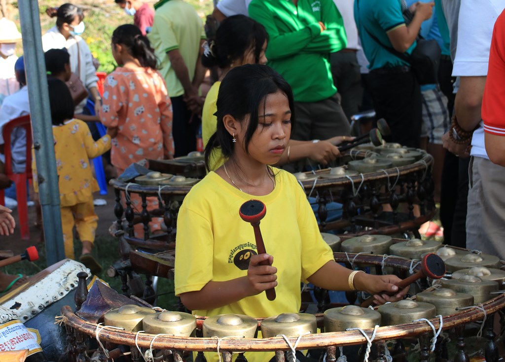 Đi hội chùa Rô