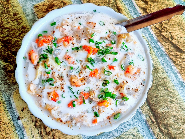 Đậm đà bánh canh mặn nước cốt dừa