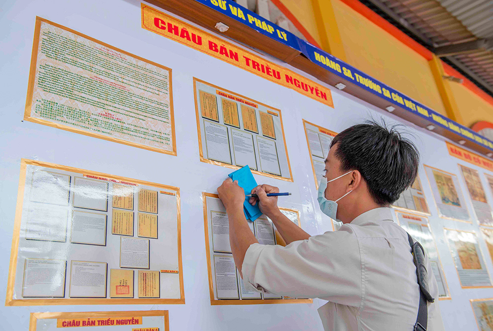 Khai mạc triển lãm bản đồ và trưng bày tư liệu “Hoàng Sa, Trường sa của Việt Nam- Những bằng chứng lịch sử và pháp lý”
