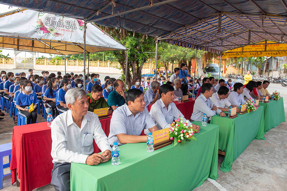 Khai mạc triển lãm bản đồ và trưng bày tư liệu “Hoàng Sa, Trường sa của Việt Nam- Những bằng chứng lịch sử và pháp lý”