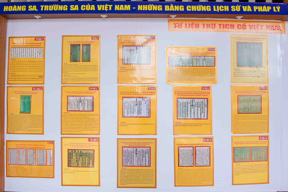 Khai mạc triển lãm bản đồ và trưng bày tư liệu “Hoàng Sa, Trường sa của Việt Nam- Những bằng chứng lịch sử và pháp lý”