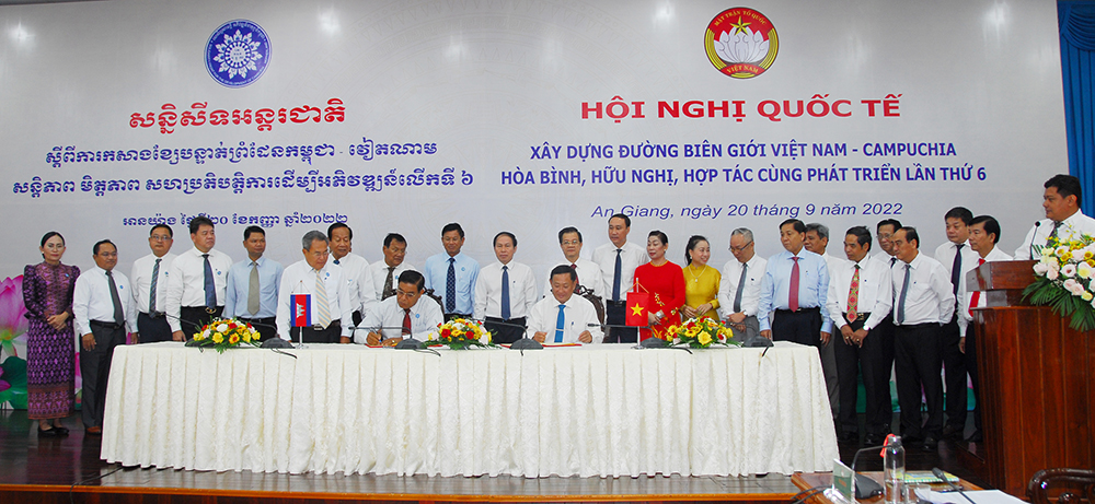 Xây dựng đường biên giới Việt Nam – Campuchia hòa bình hữu nghị, hợp tác cùng phát triển
