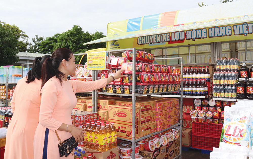 An Giang: Hiệu quả các chuyến hàng Việt về nông thôn