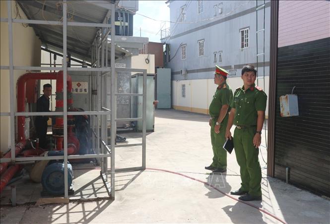 Vĩnh Long: Ra quân kiểm tra các cơ sở kinh doanh karaoke
