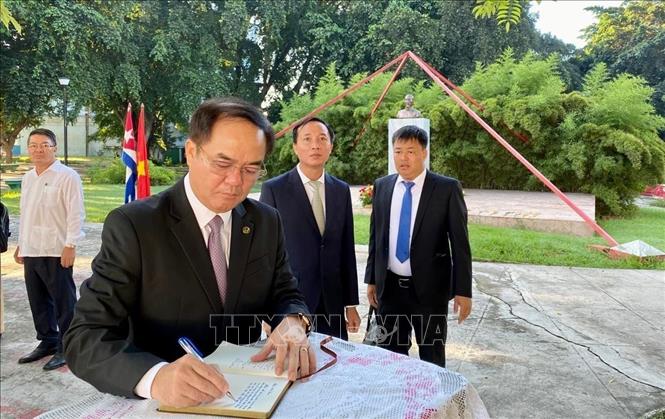 Việt Nam và Cuba tăng cường hợp tác trong công tác tôn giáo