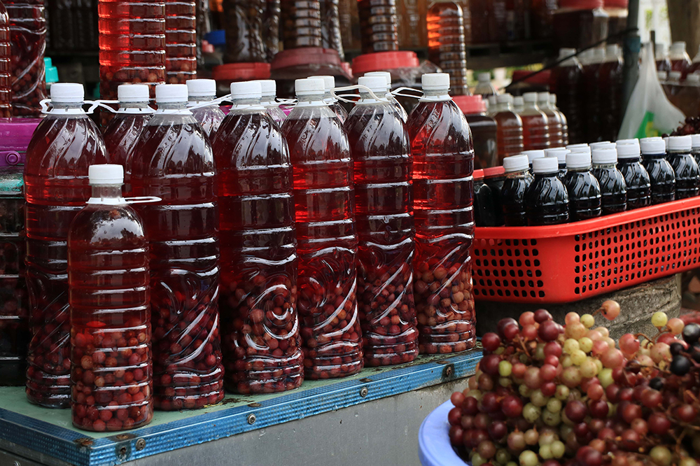 Nho rừng xuống núi
