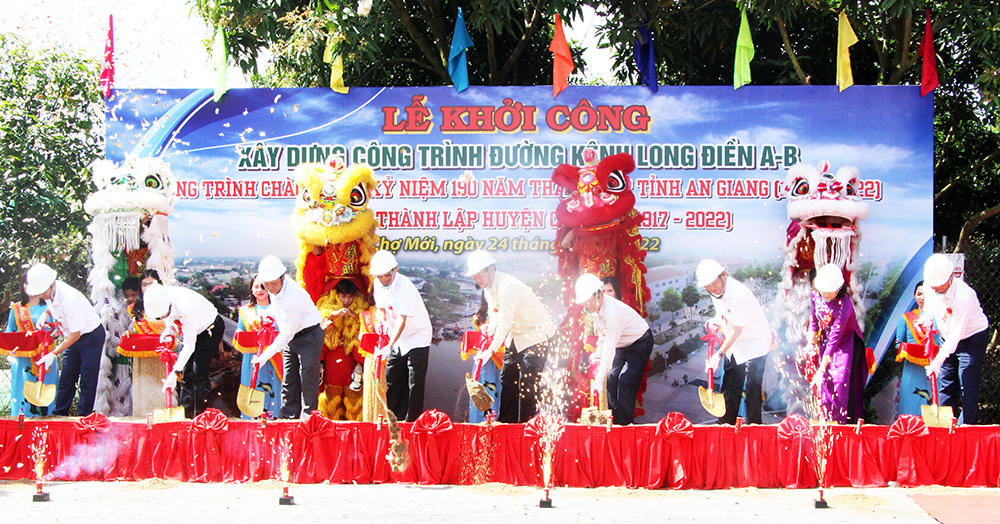 Khởi công công trình đường kênh Long Điền A-B (huyện Chợ Mới) trị giá gần 500 tỷ đồng