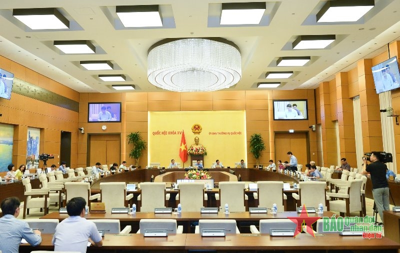 Giám sát về đổi mới sách giáo khoa: Bảo đảm thận trọng, khách quan, khoa học