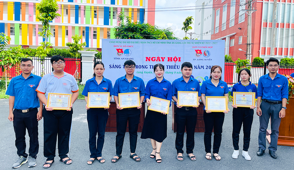 Sôi nổi Ngày hội sáng tạo trong thanh, thiếu niên TP. Long Xuyên