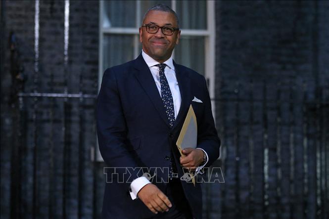 Ngoại trưởng Anh James Cleverly công du châu Á