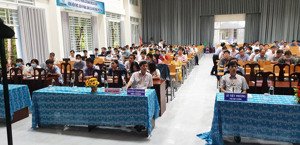 Phát triển đảng viên là sinh viên: Nguồn lực tốt nhưng cần thận trọng - Kỳ I: công tác phát triển đảng đối với sinh viên trong các trường đại học, cao đẳng