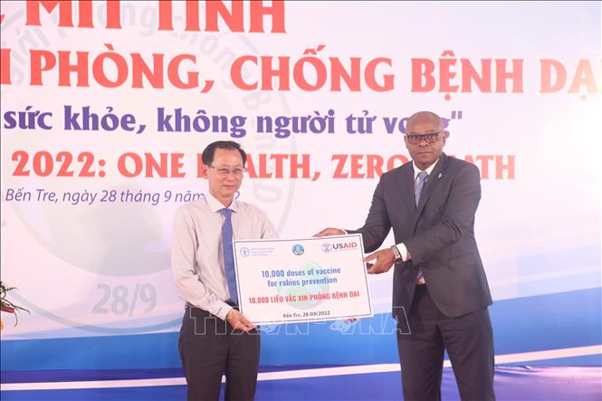 Lễ mít tinh hưởng ứng Ngày thế giới phòng chống bệnh dại cấp quốc gia