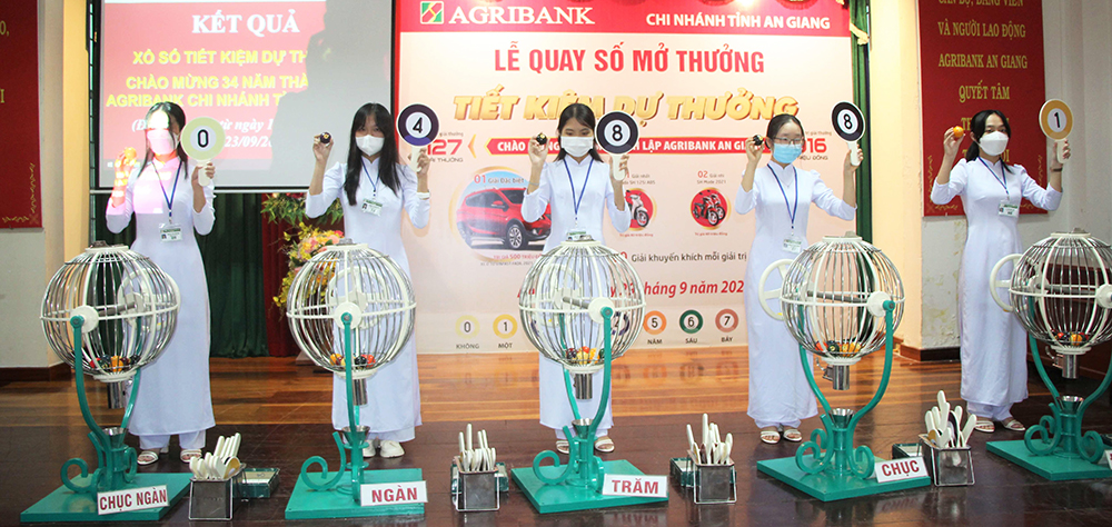 Agribank chi nhánh tỉnh An Giang quay số mở thưởng