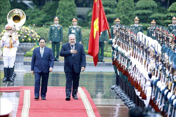 Thủ tướng Phạm Minh Chính chủ trì Lễ đón Thủ tướng Cuba Manuel Marrero Cruz