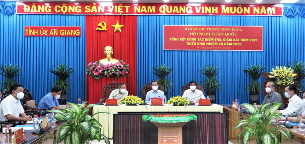 Công tác kiểm tra, giám sát góp phần xây dựng Đảng ngang tầm nhiệm vụ - Kỳ 1: Tăng cường kiểm tra, giám sát, xử lý kỷ luật