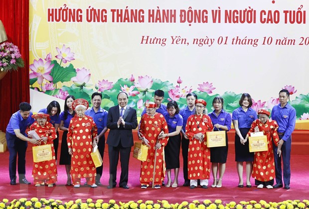 Chủ tịch nước dự Lễ phát động Tháng hành động vì người cao tuổi